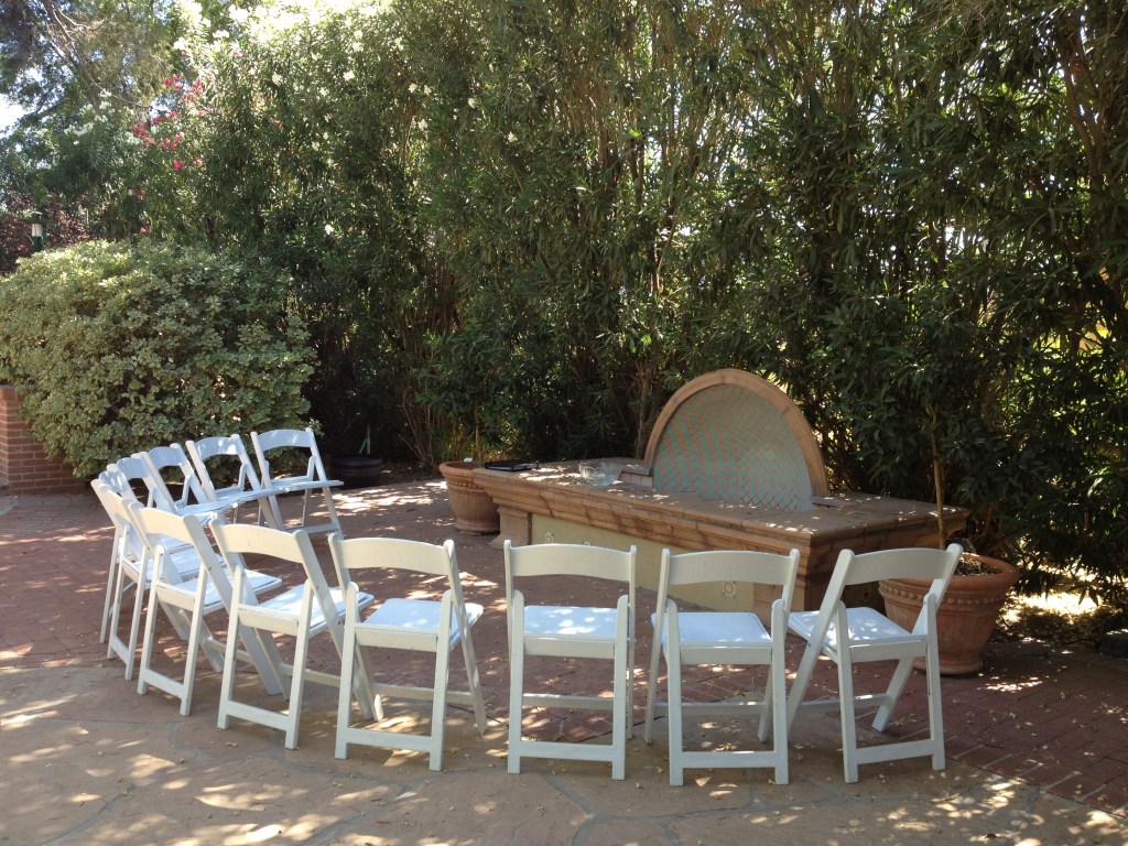 Small Family ceremony set up at Botanical Gardens